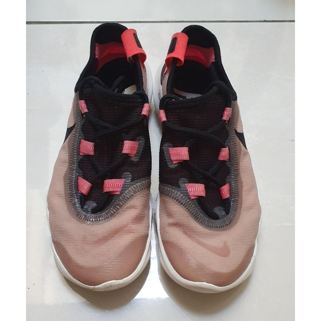 sepatu nike preloved