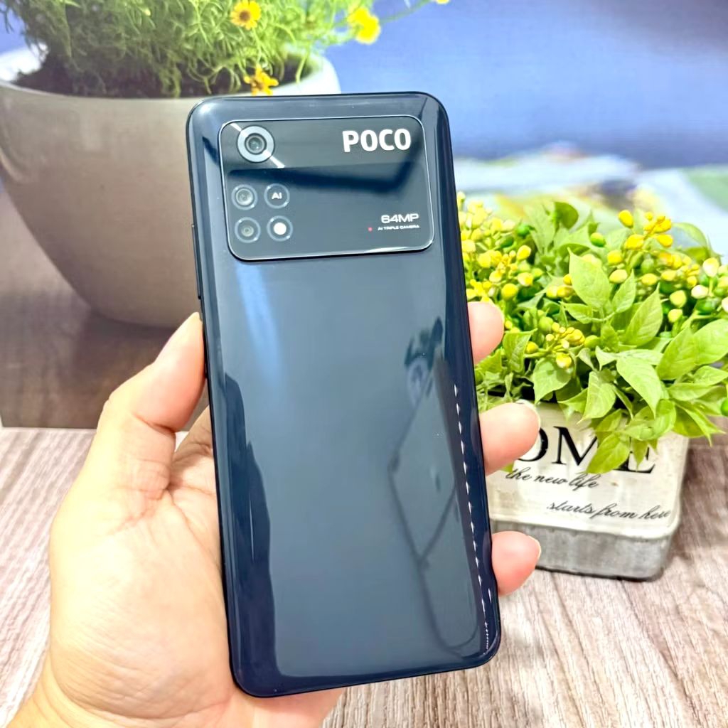 poco m4 pro ram 8/256 amoled second