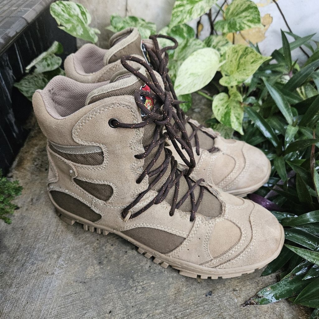 sepatu tactical second polri size 42(27cm)