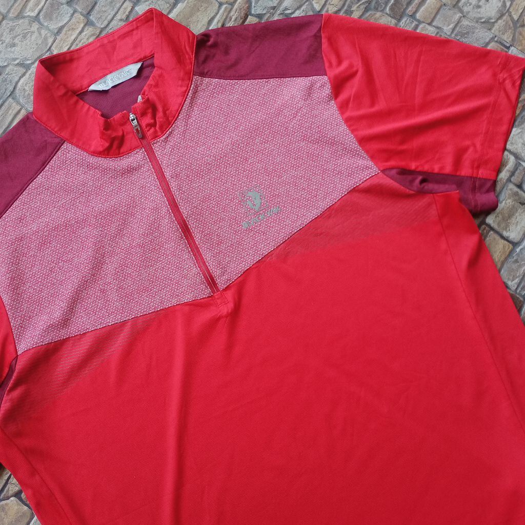 Kaos Fashion olahraga Hiking brand BLACKYAK original pl