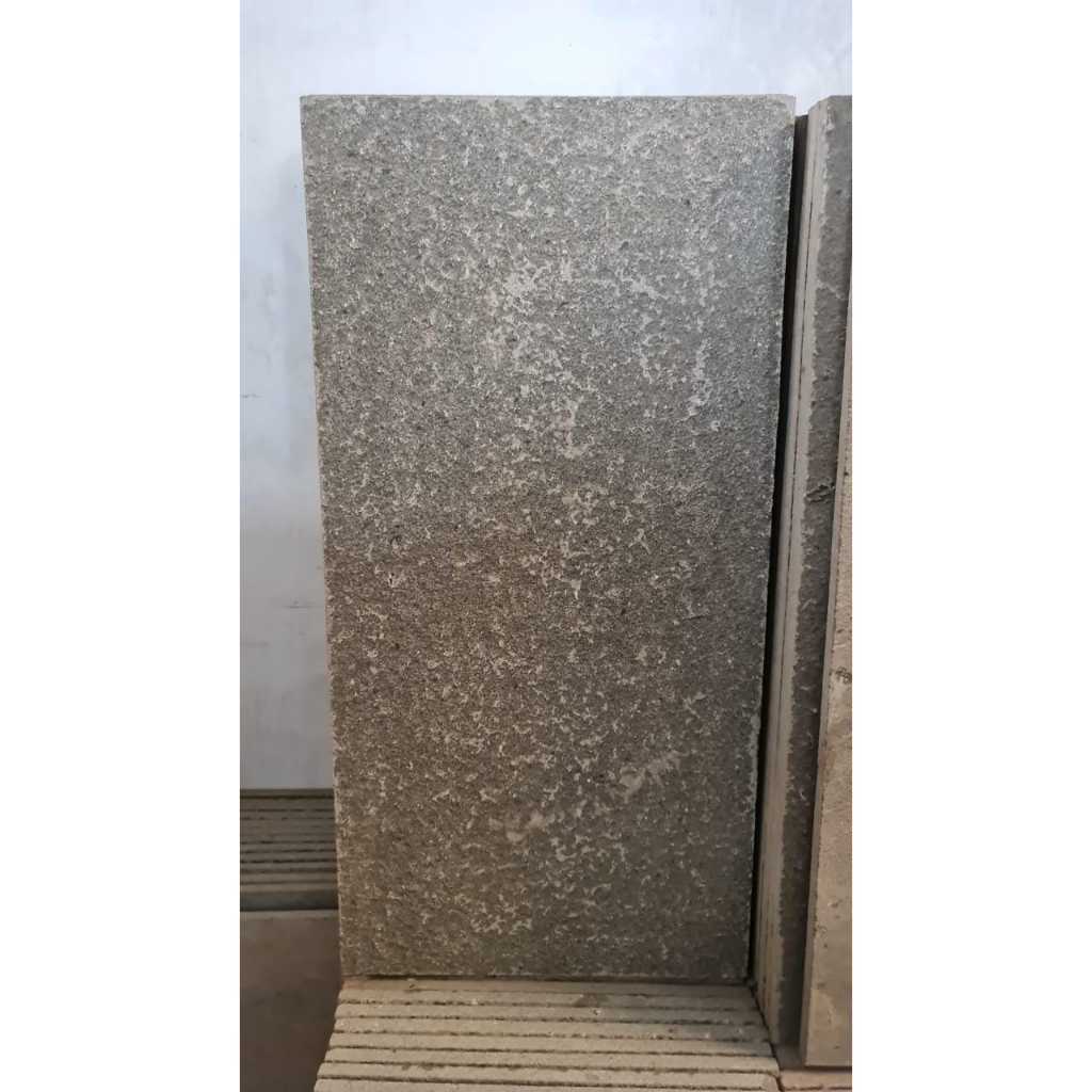 Batu Alam Andesit 30x60