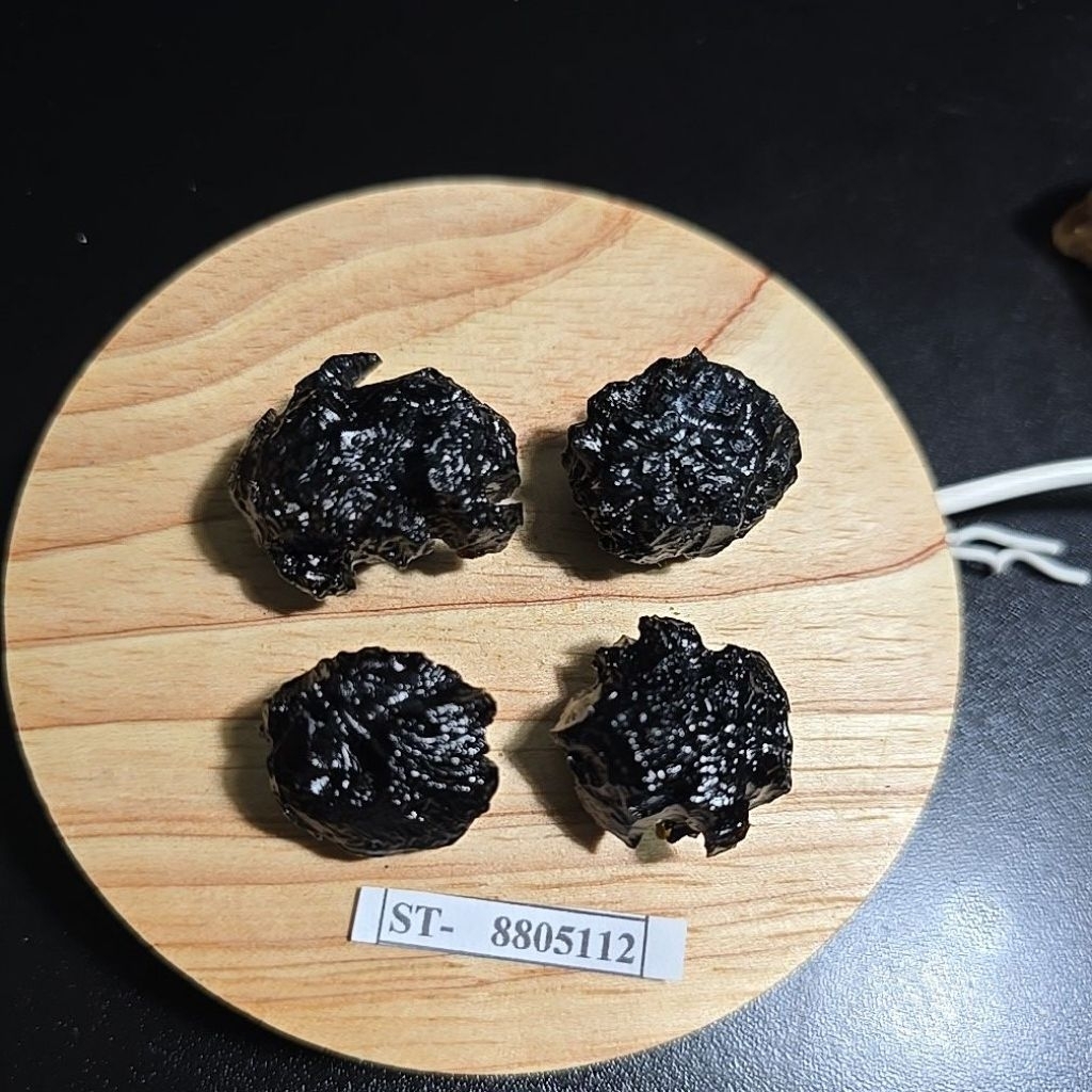 SATAM METEORITE TEKTITE ROUGH BATU ASLI