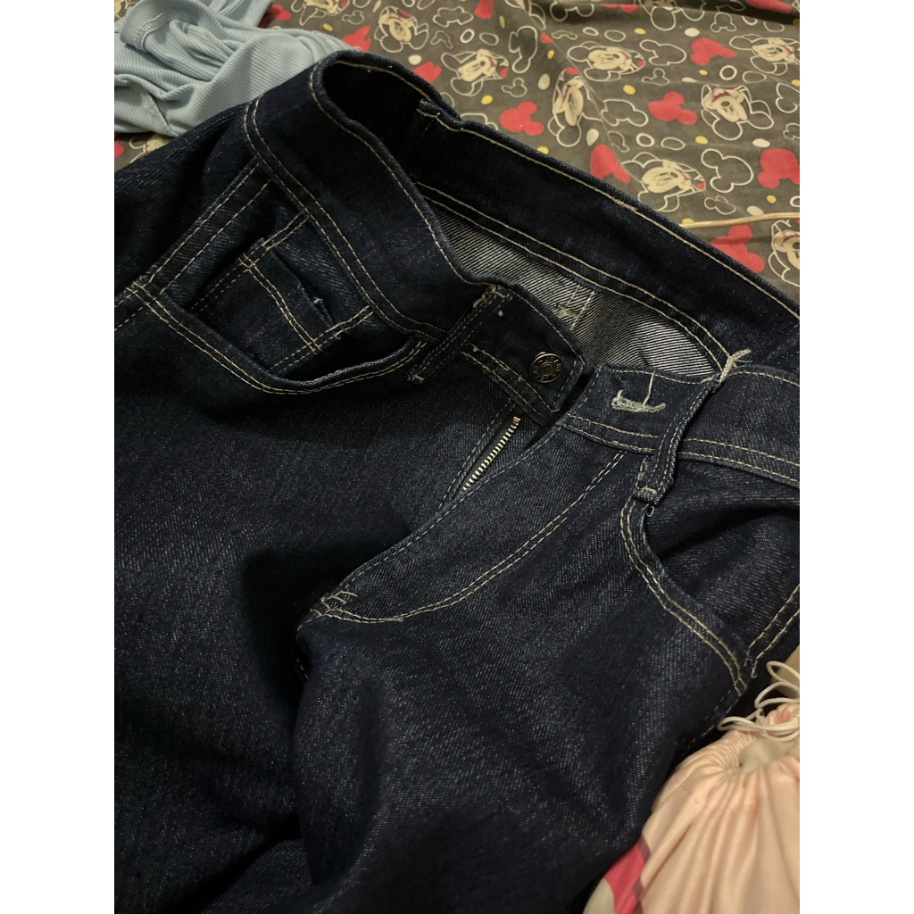 barrel raw jeans