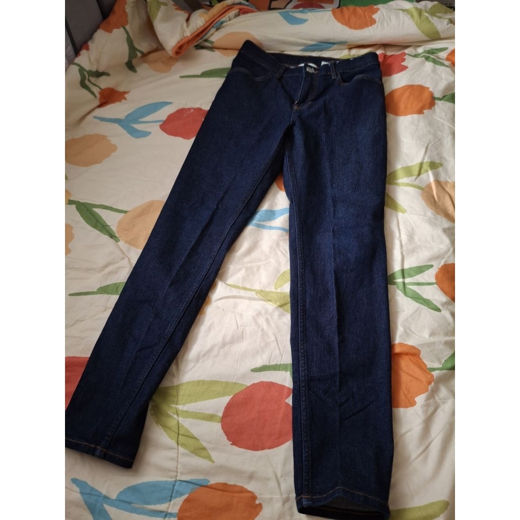 Celana jeans h n m preloved