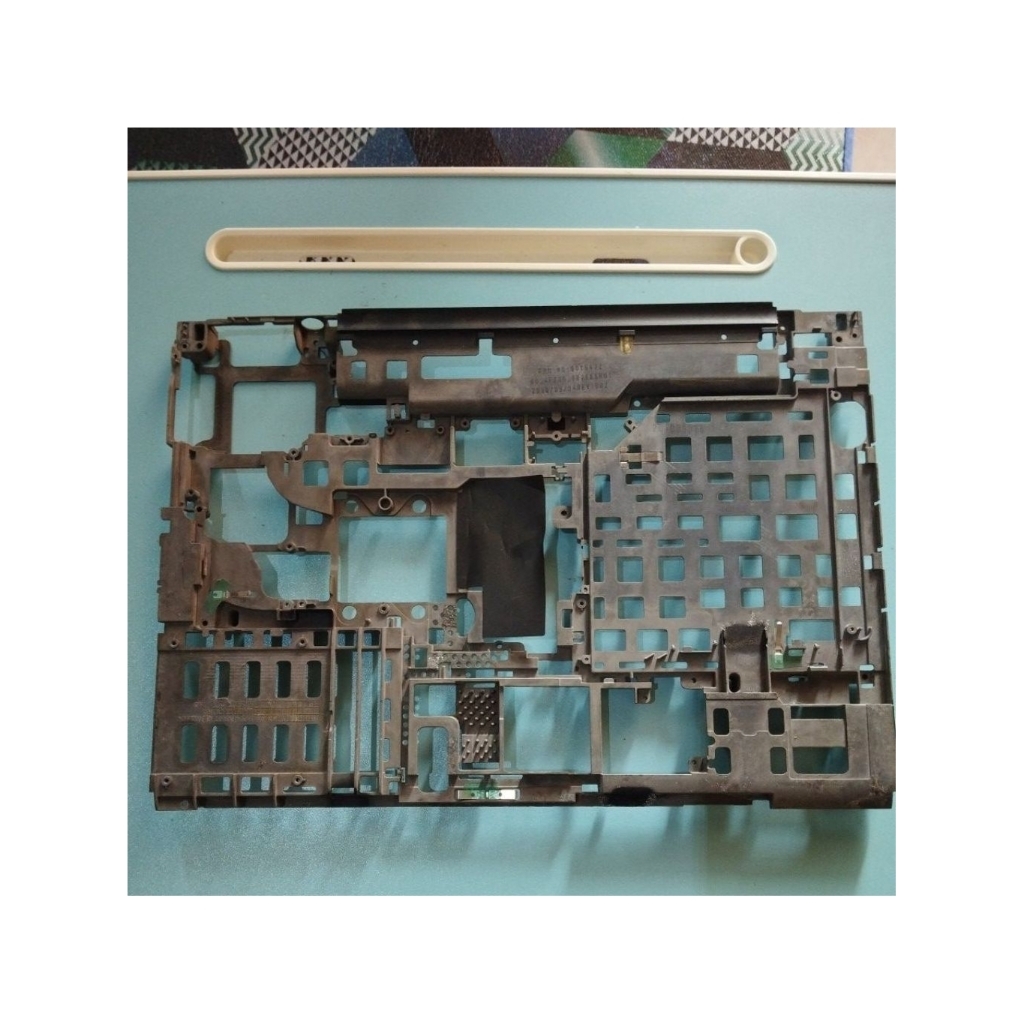frame casing kesing magnesium roll cage dudukan motherboard copotan Lenovo thinkpad t410 original