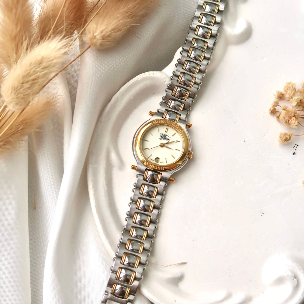 Jam Tangan Wanita Vintage Watch Burberry Round Dial Two Tone Chain Original Autentik Preloved Bekas