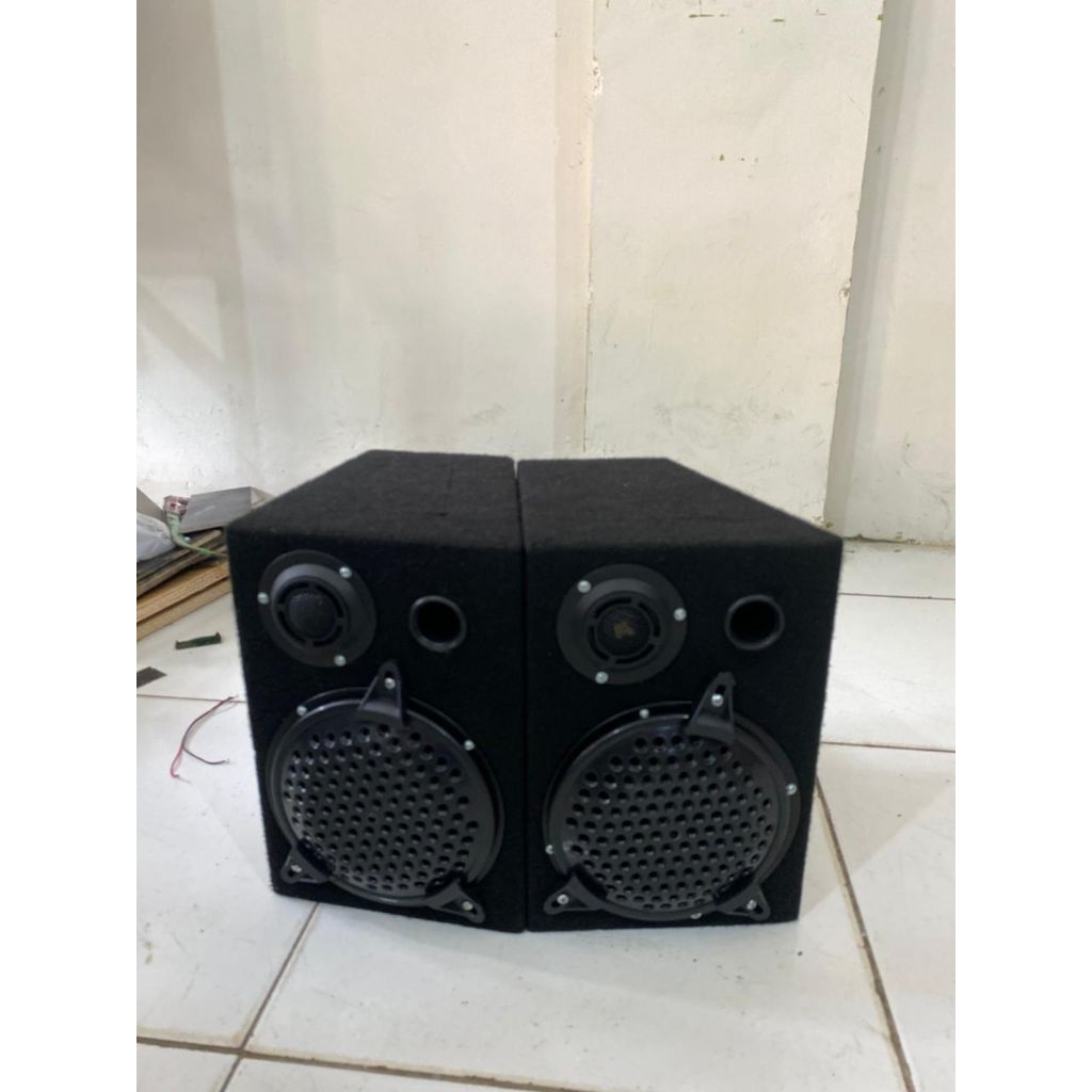 Spiker Aktif