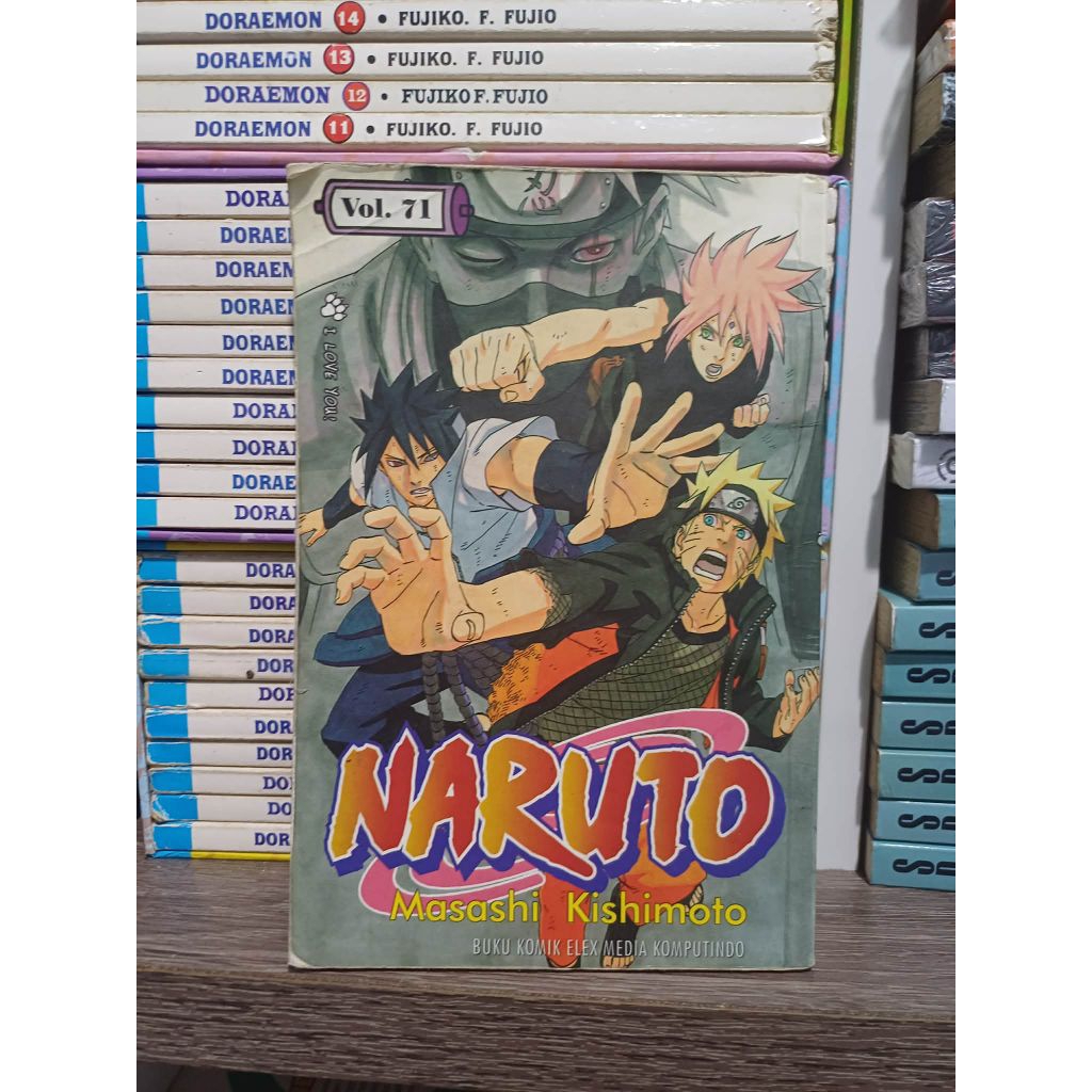 Komik Naruto 71 Kondisi minus di halaman depan ada coretan