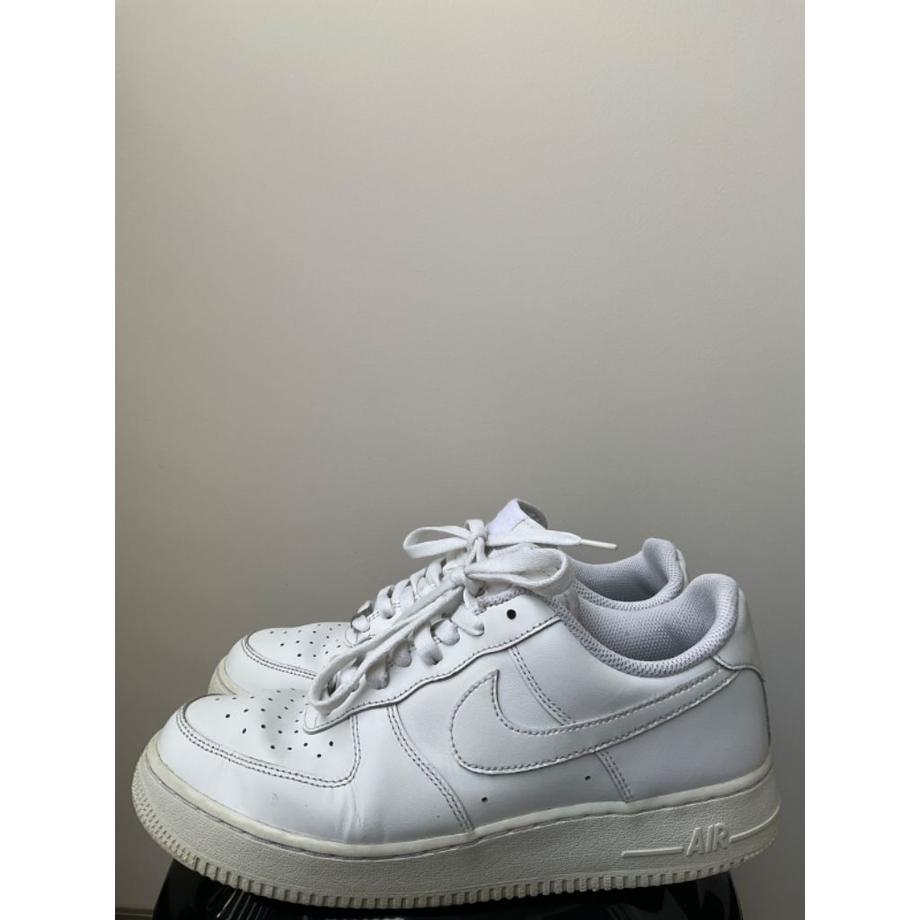 Nike Air Force 1 putih
