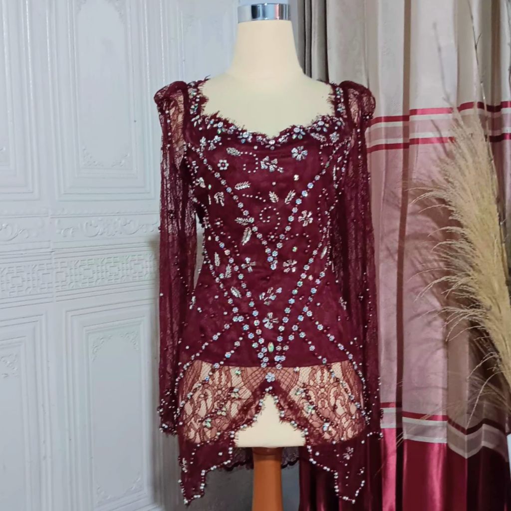 kebaya lamaran non hijab