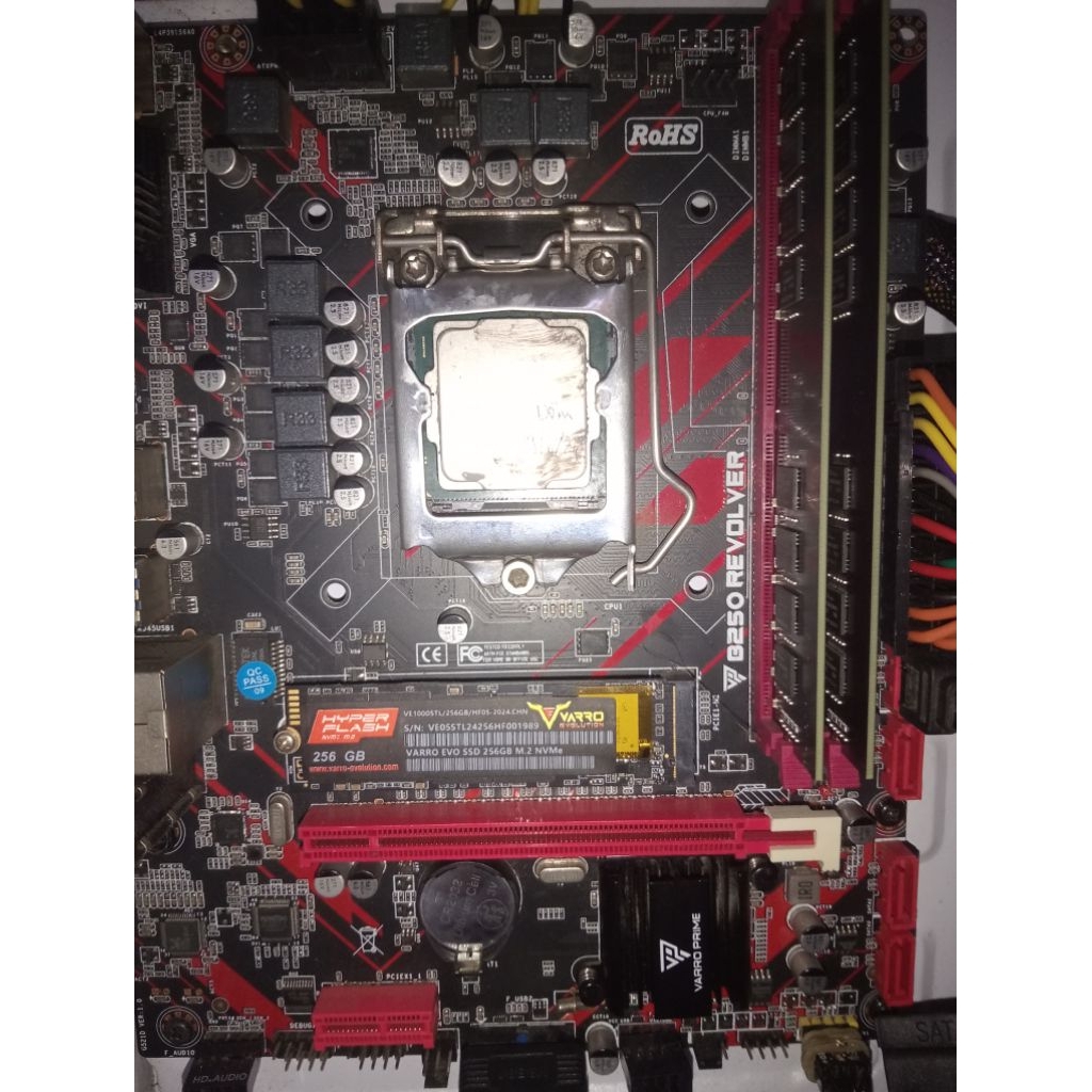 prosesor i7 7700 dan mobo b250