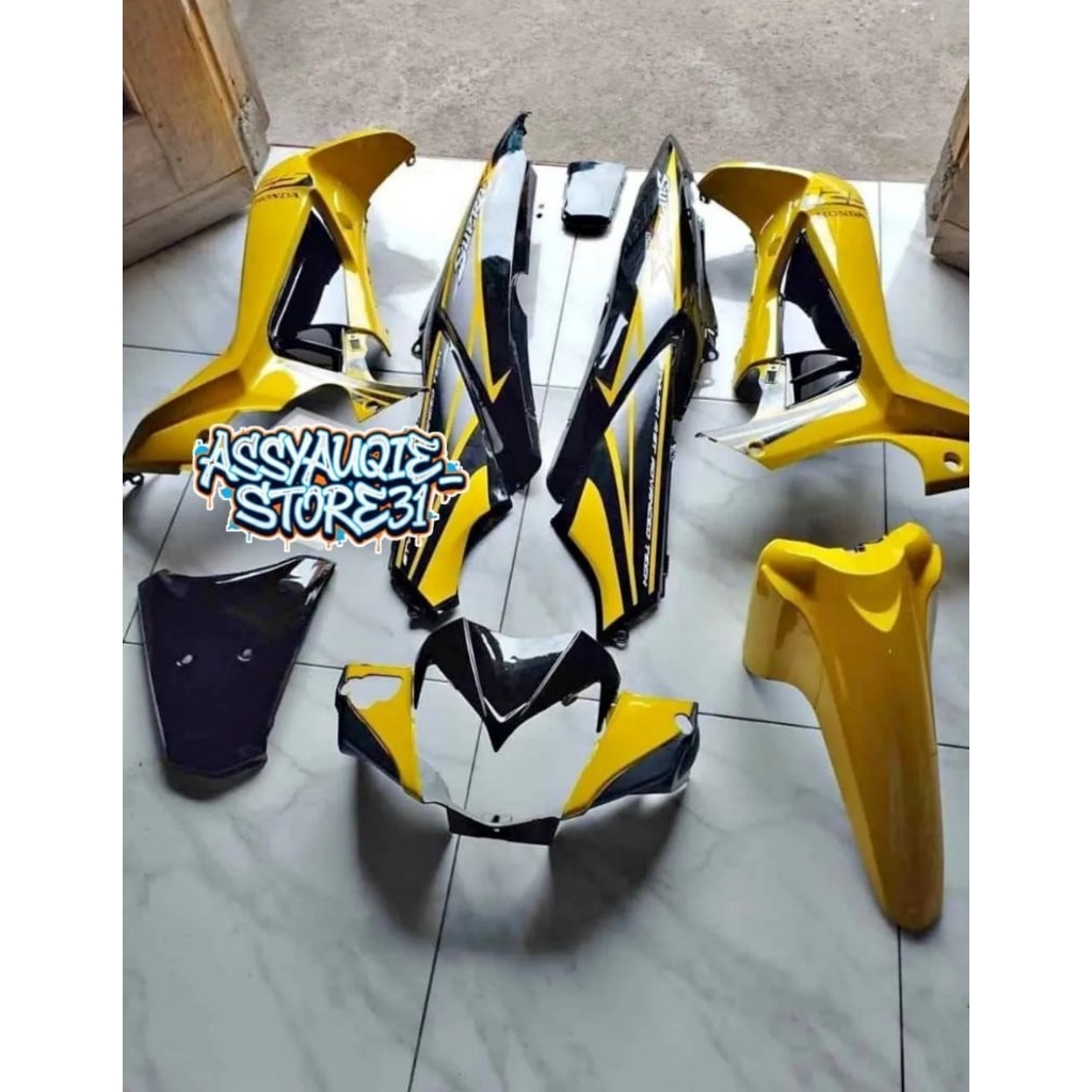 Full body Supra X 125 Batman / Body Halus Supra X 125 R 2008 - 2013 KUNING HITAM plus Striping