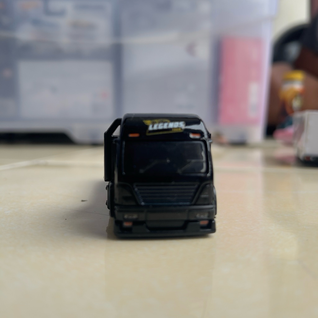 Hot Wheels Team Transport Circuit Legends Truk Towing