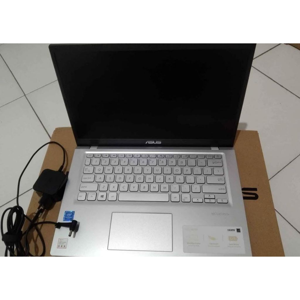 Laptop Asus 14inch