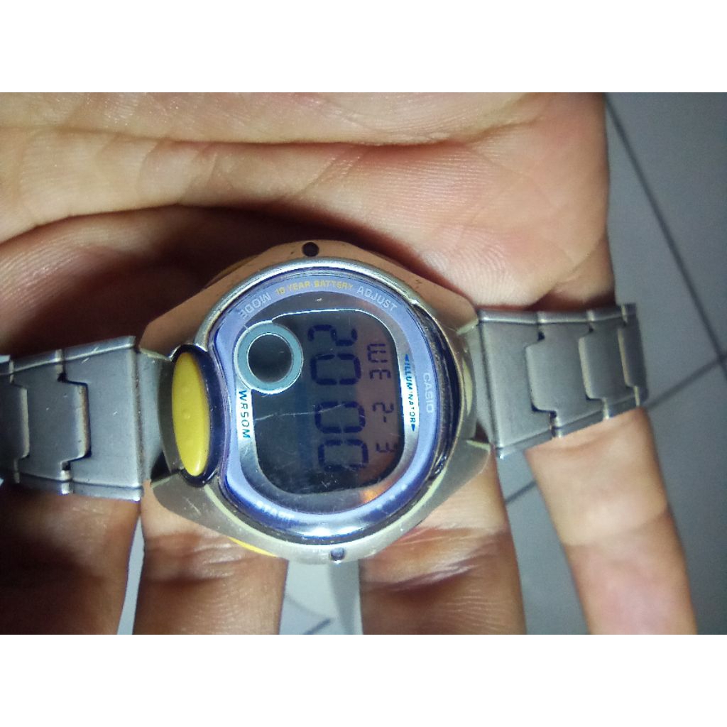 Casio LW-200 Jam Tangan Digital