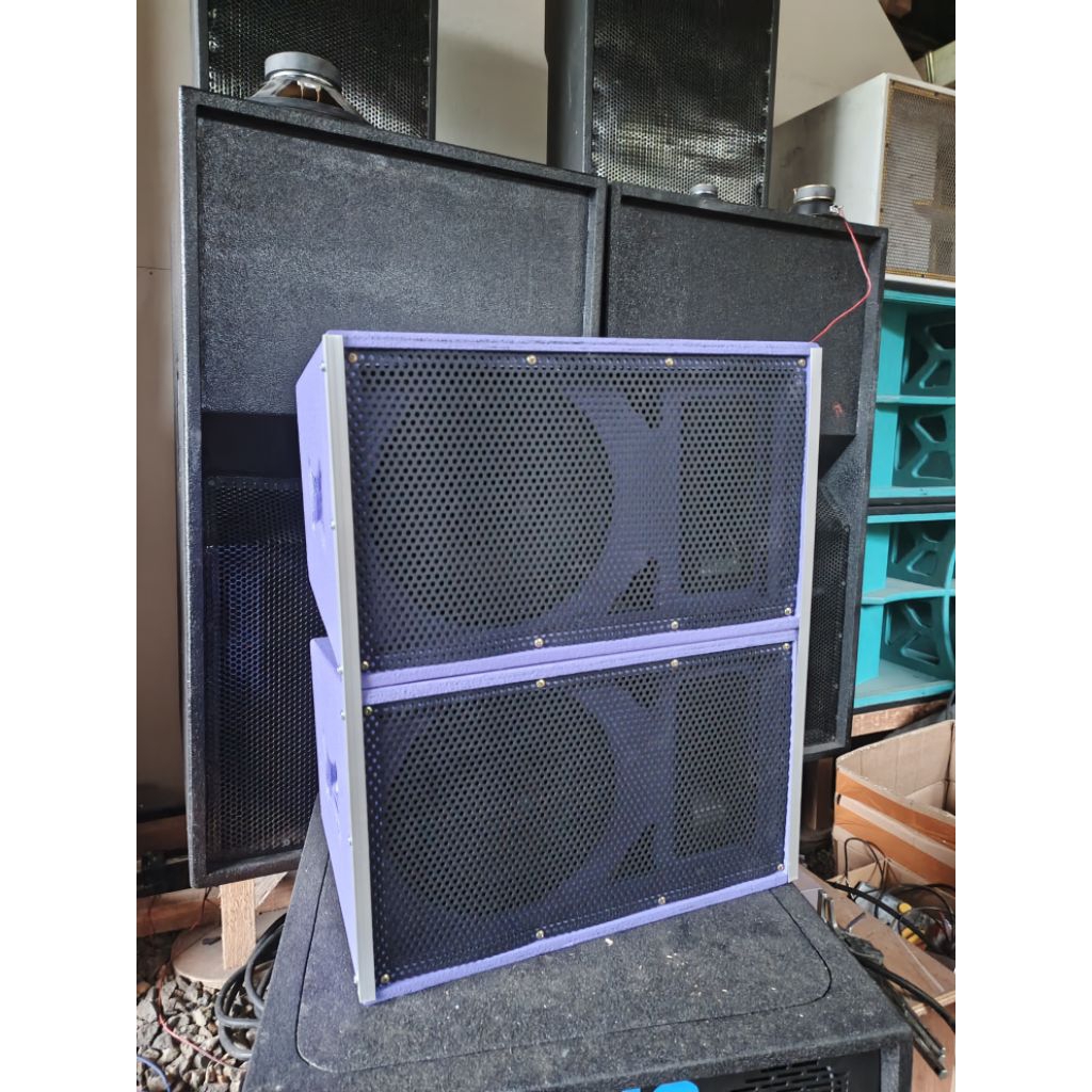 speaker line array 8 in/harga per box