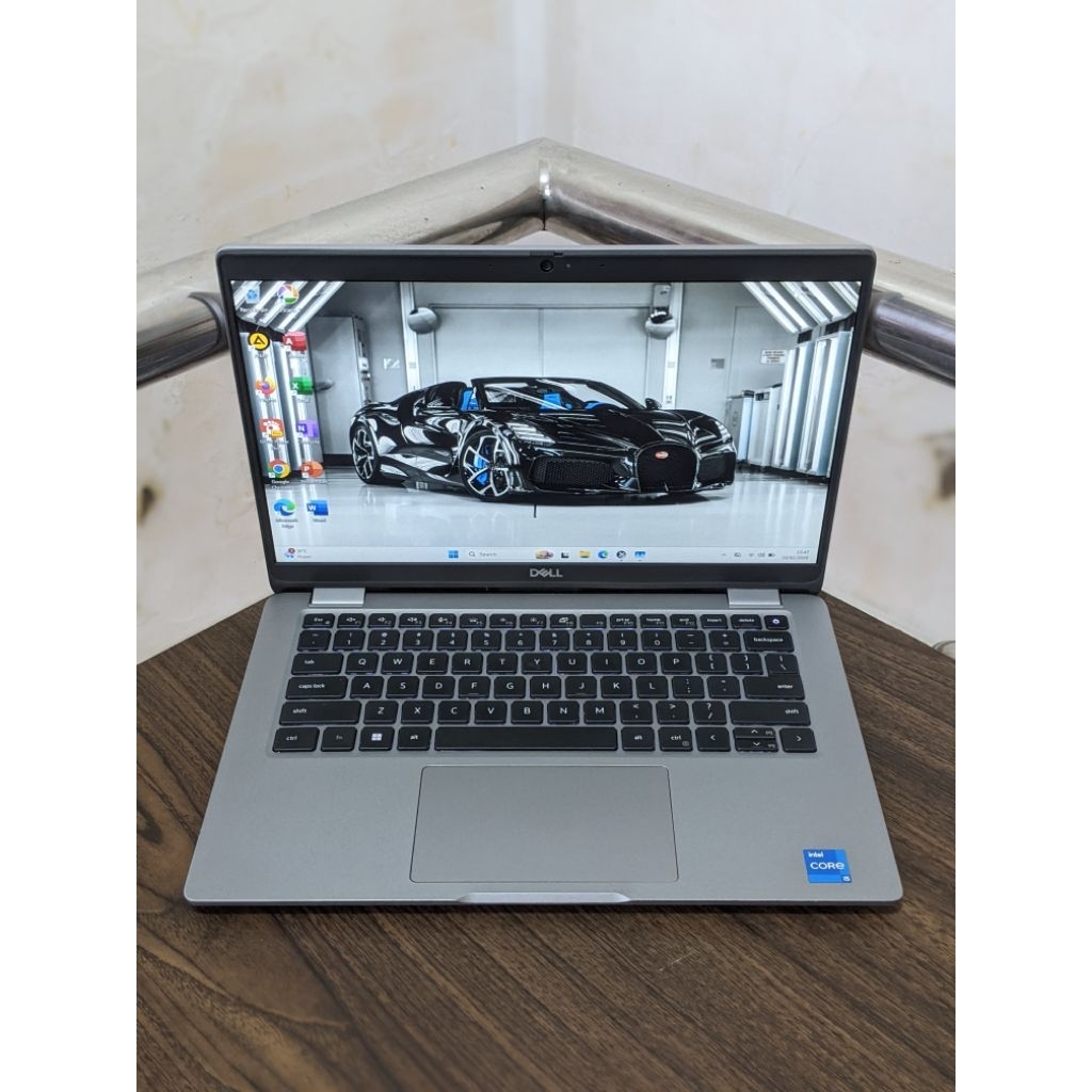Siap pakai Dell Latitude 5340 Intel i5 - 1345U RAM 8GB SSD 256GB 13.3" FHD IPS Intel IrisXe