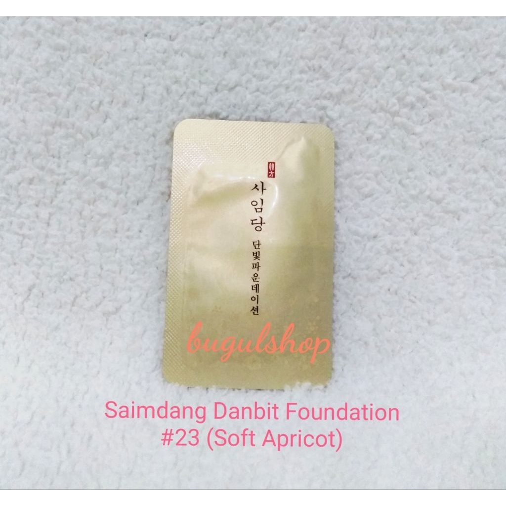Saimdang Danbit Foundation Whitening & Sunscreen SPF20/PA++ / Alas Bedak Korea - Sample sachet