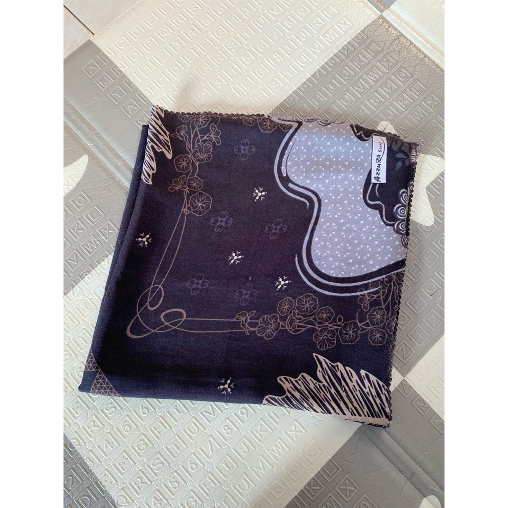 umama motif square syari