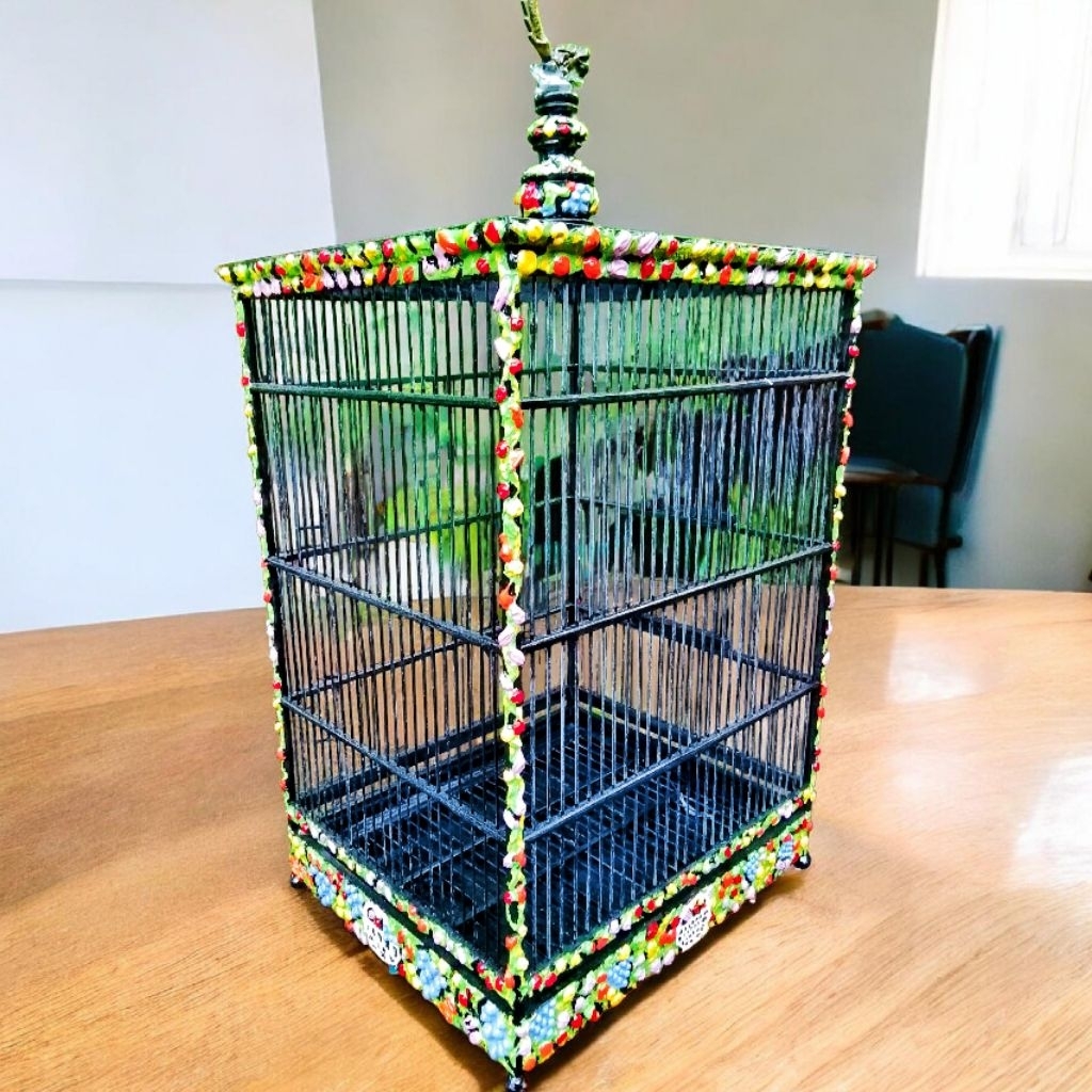 sangkar kotak kayu no 2 ukir motif buah