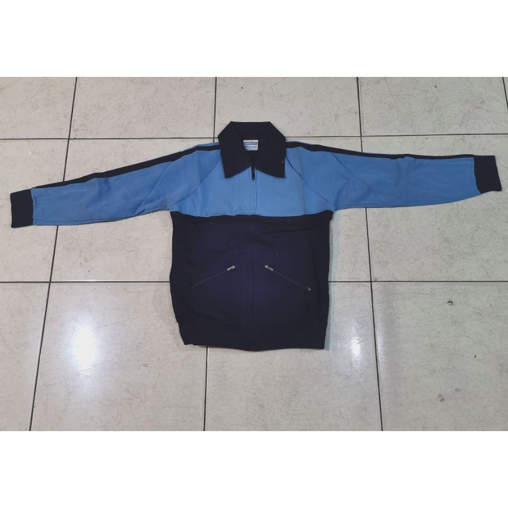 Sale setelan jaket training UK S