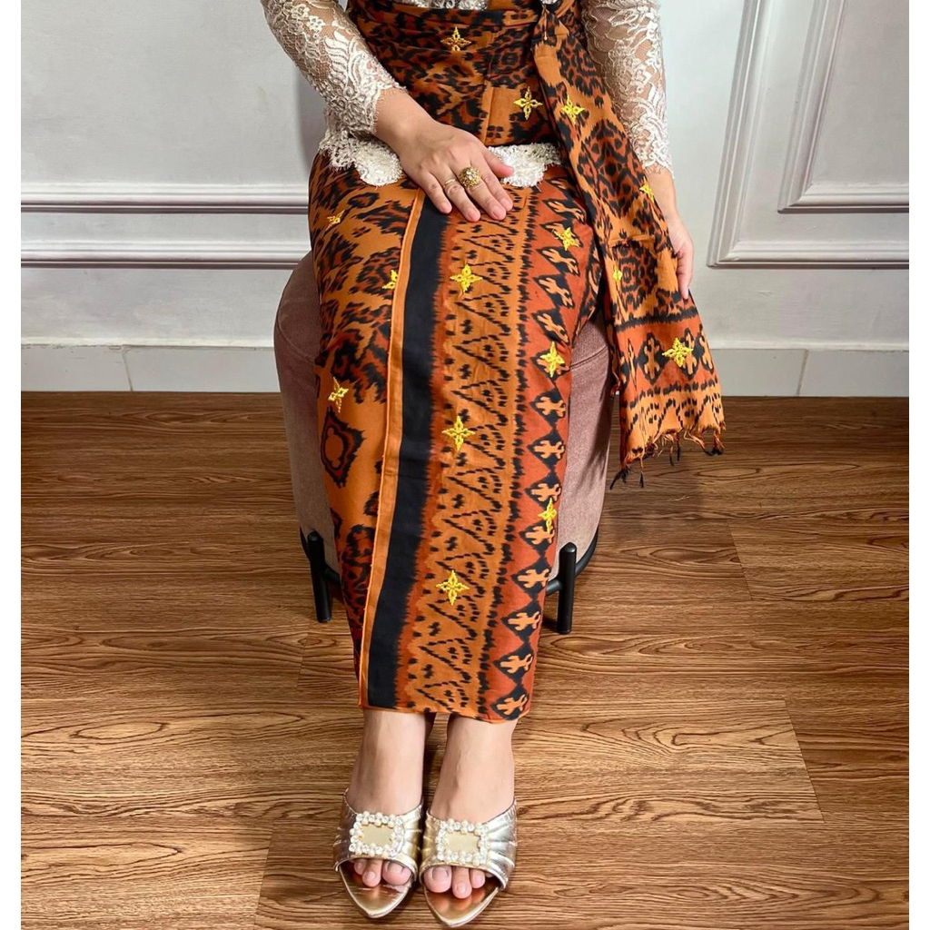 WBK || [CHAT SEBELUM CO]Kamen Katun Endek Tumpal Tretes Set Selendang