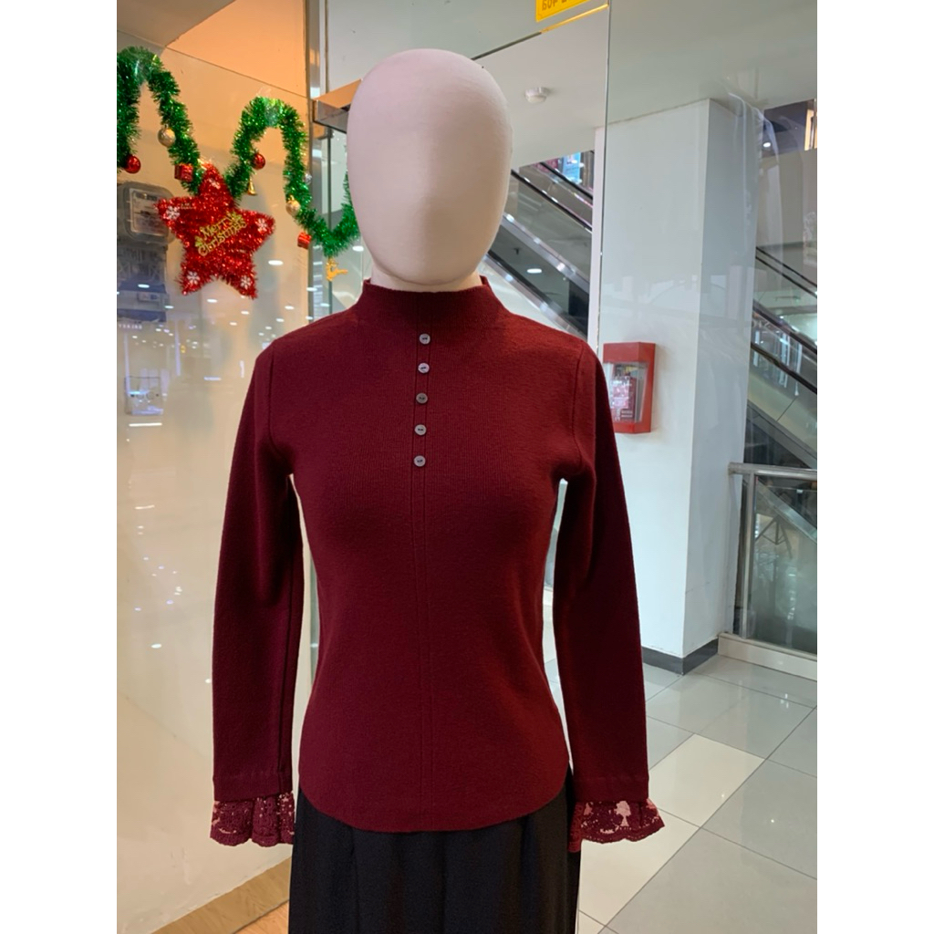 Top knit lengan panjang brukat