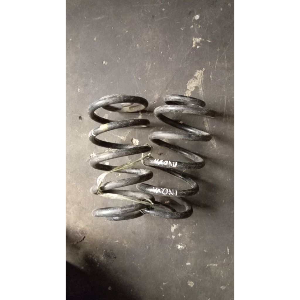 per keong depan Toyota Innova bensin 1TR ORI copotan