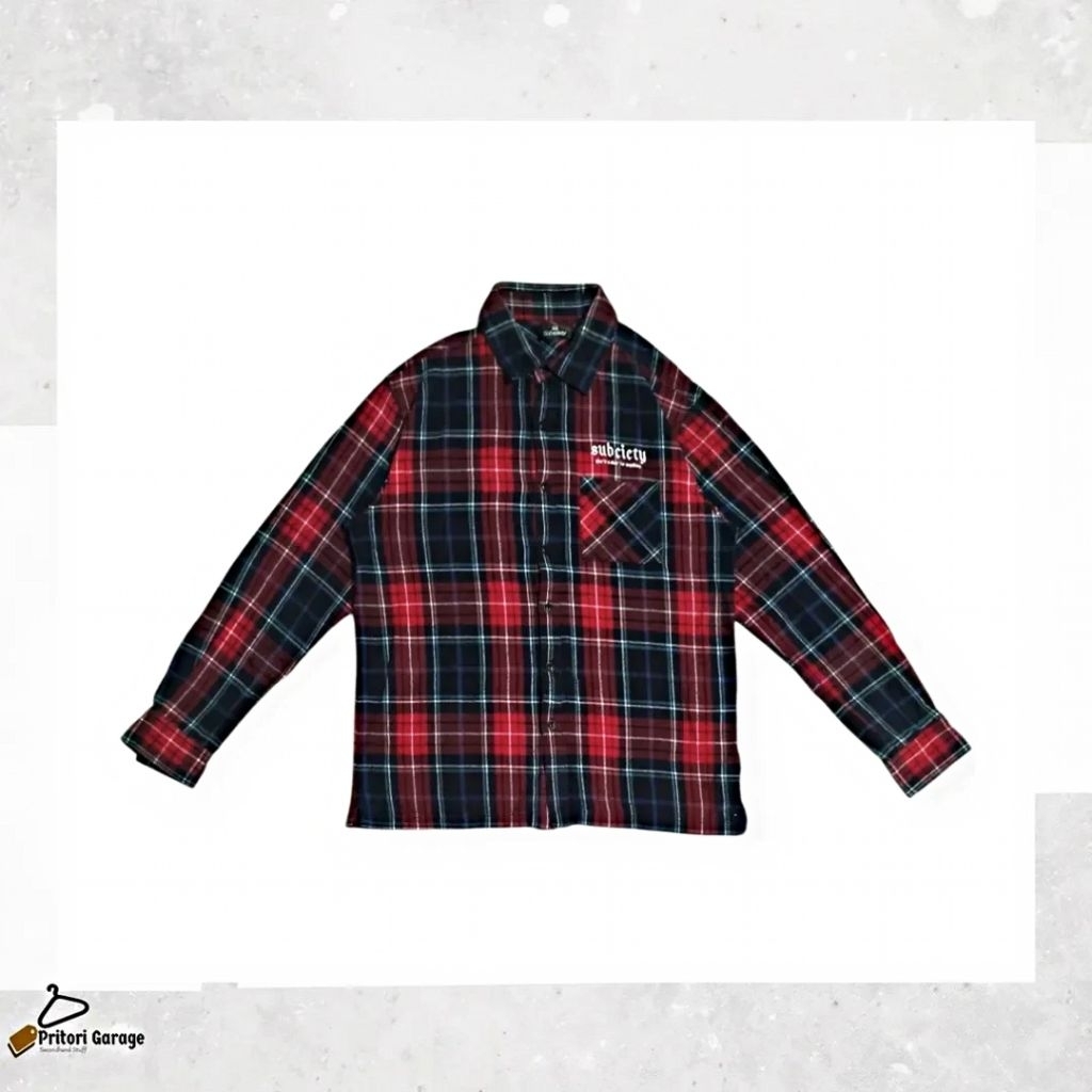 Kemeja Long Sleeve Flannel Shirt Subciety Big Script Red Navy White Colour Vintage M