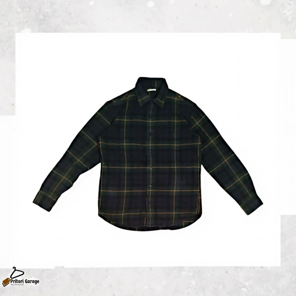 Kemeja Long Sleeve Flannel Shirt Veterano GU Uniqlo Dark Green Black Yellow Colour Vintage S fit M