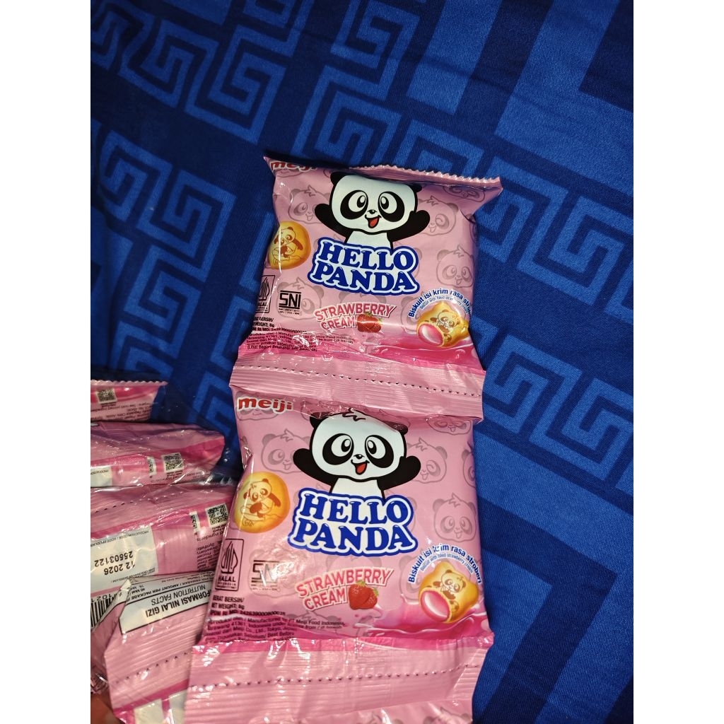 Hello Panda Renceng Strawberry Cookies Original Eceran Isi 2pcs
