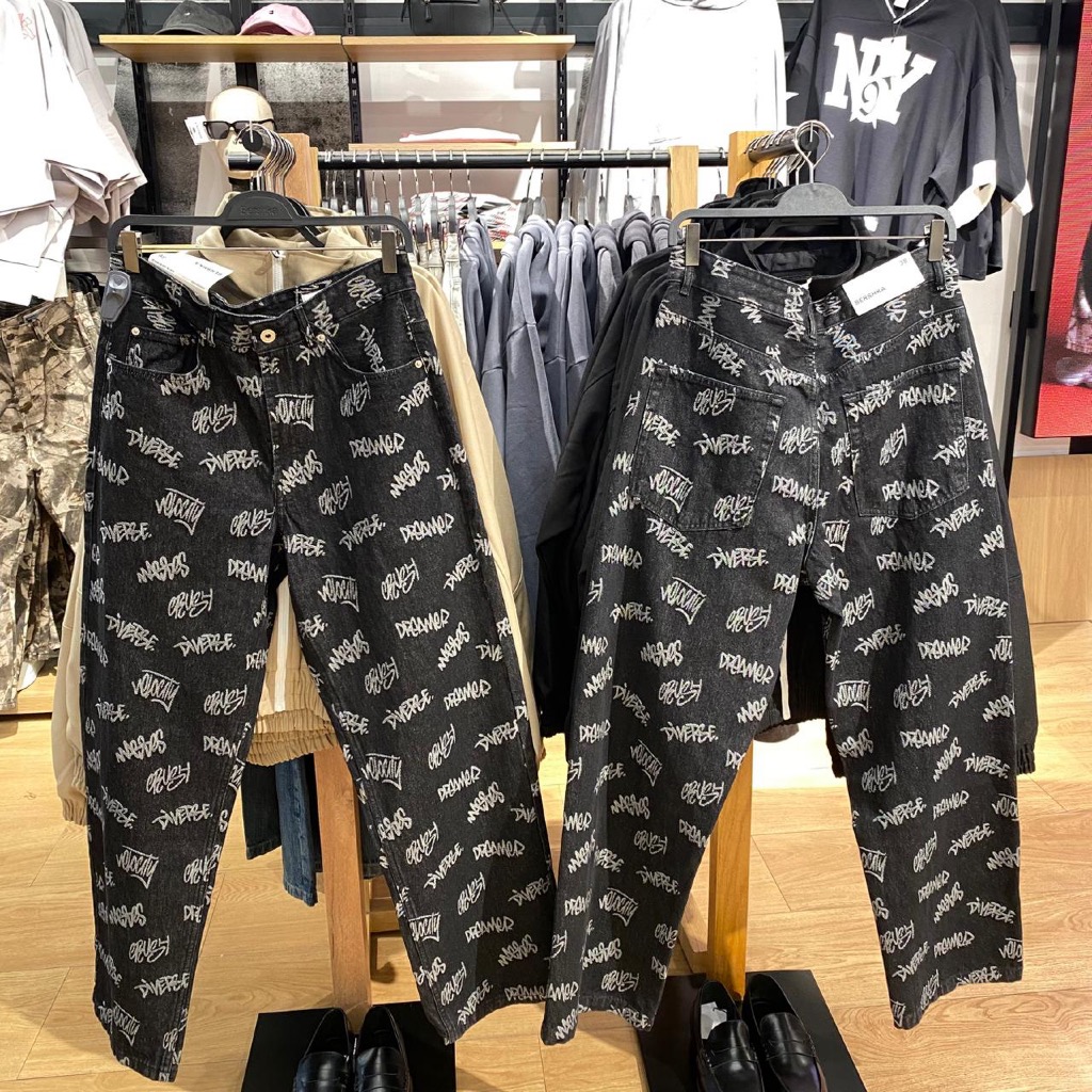 JASTIP. Jeans Bershka (MAN)