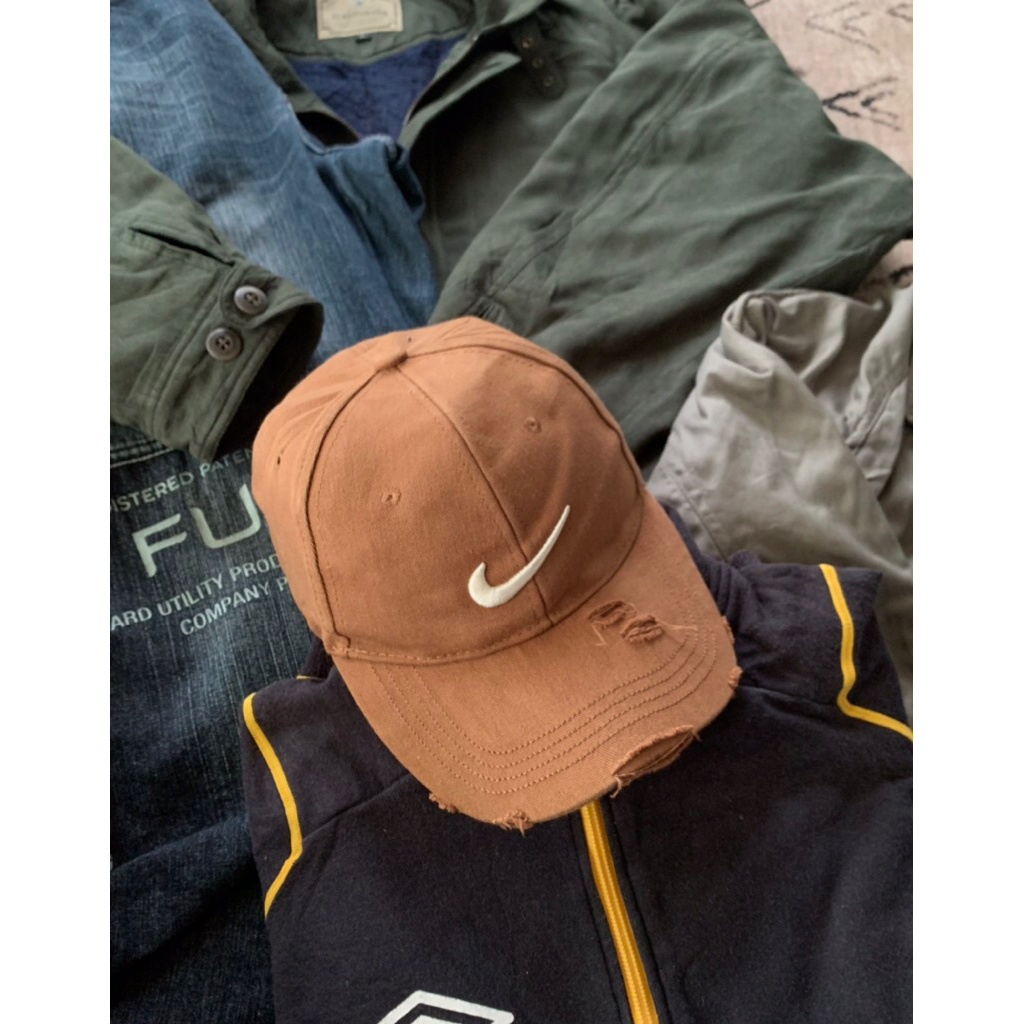 vintage nike cap dark brown