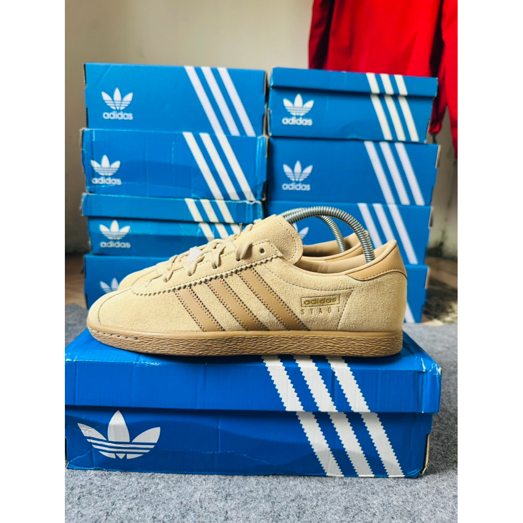 Sepatu adidas stadt cream unisex