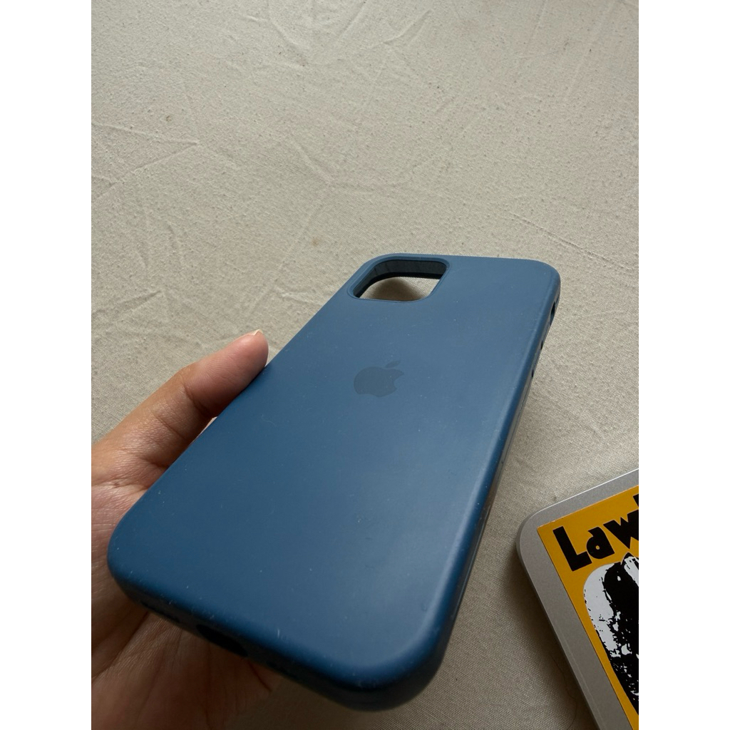 Preloved Case iPhone