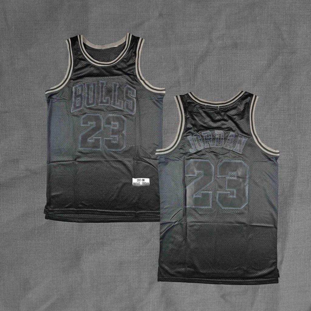Jersey Basket Classic  Michael Jordan Chicago Bulls Black Tonal #23
