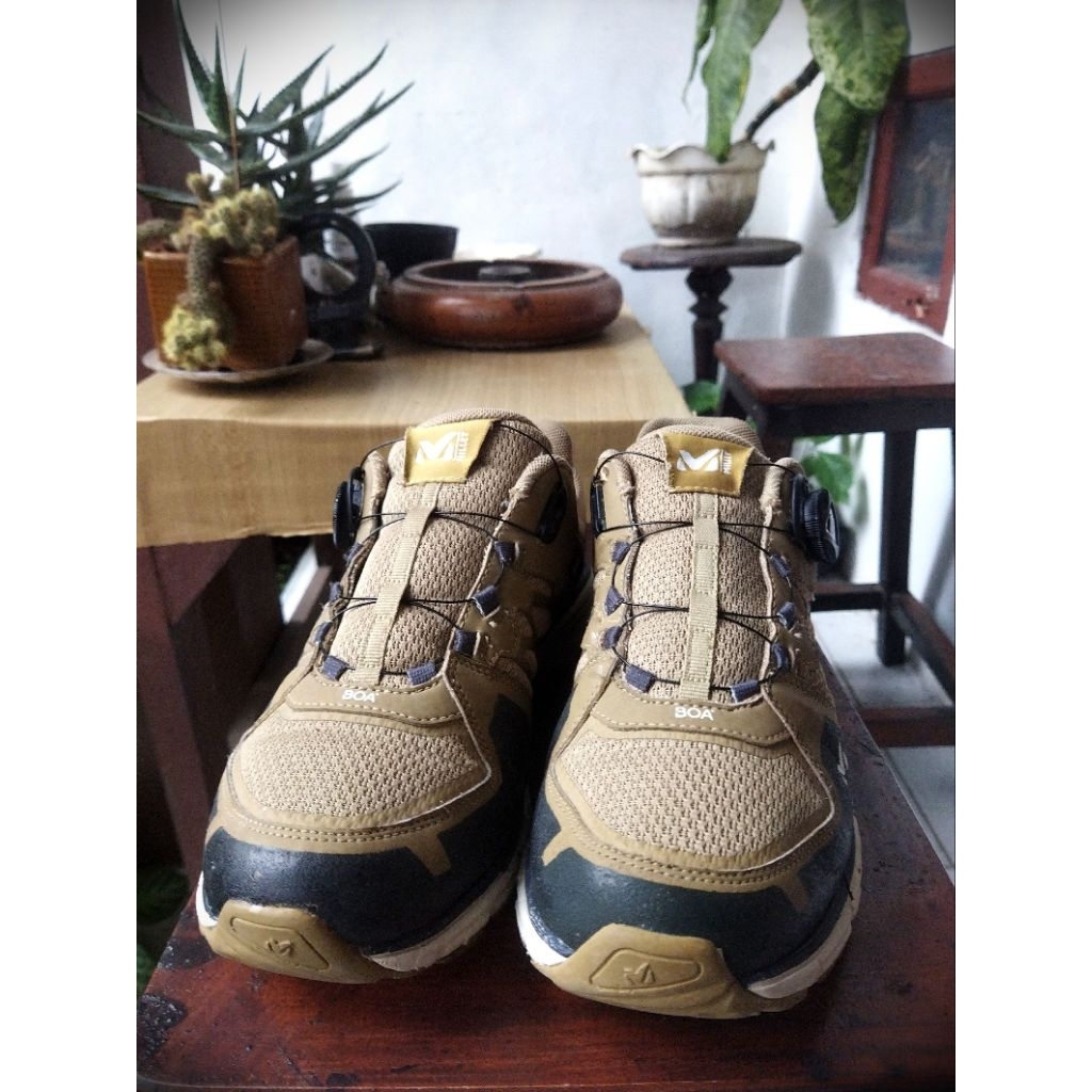 sepatu trail run boa seken brand Millet sz 40,5