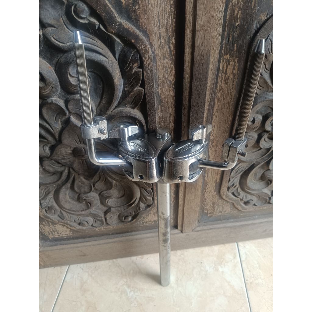 TIANG TOM HOLDER TAMA OMNI SPHERE