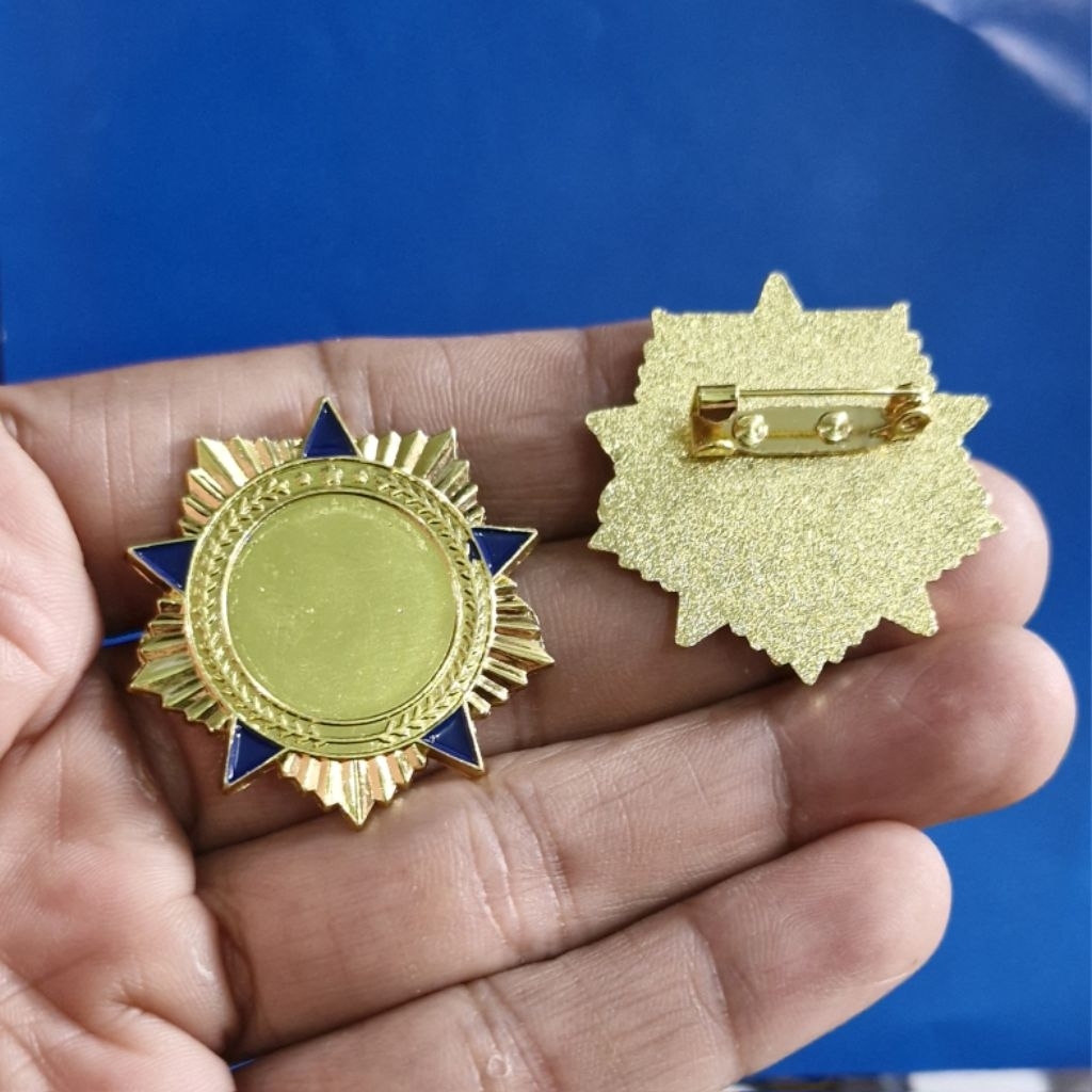 Pin kuningan model terbaru polosan / Pin kosongan model bintang