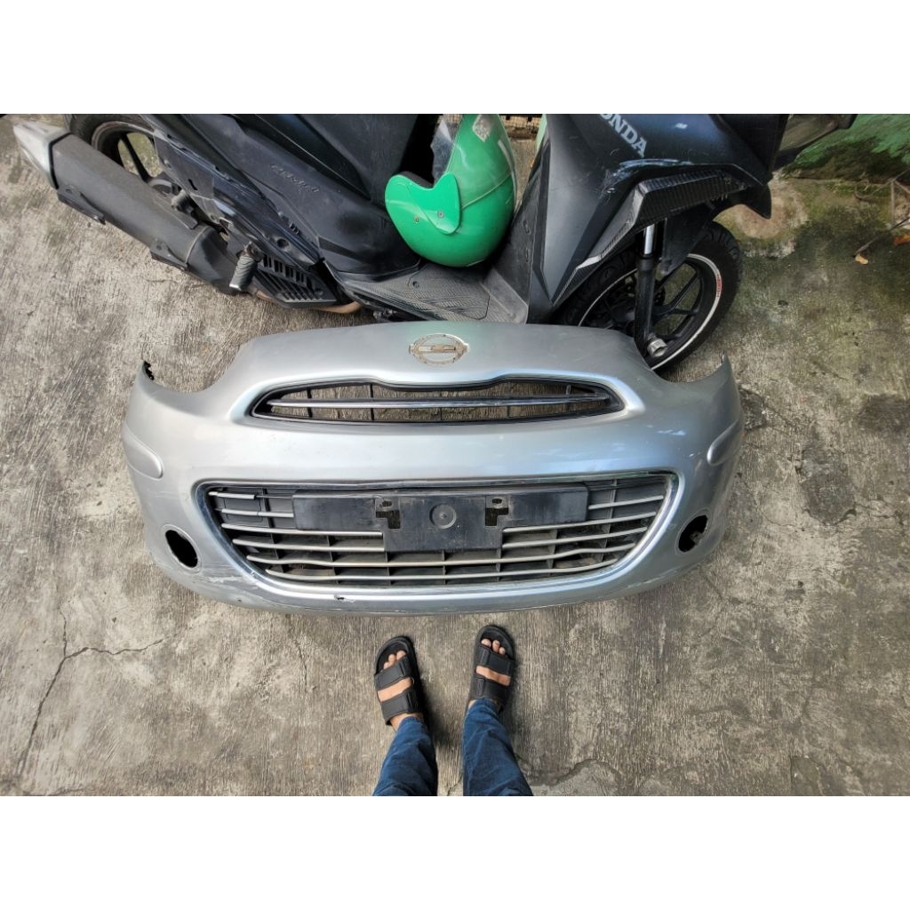 Bumper Nissan March 2011 - 2013