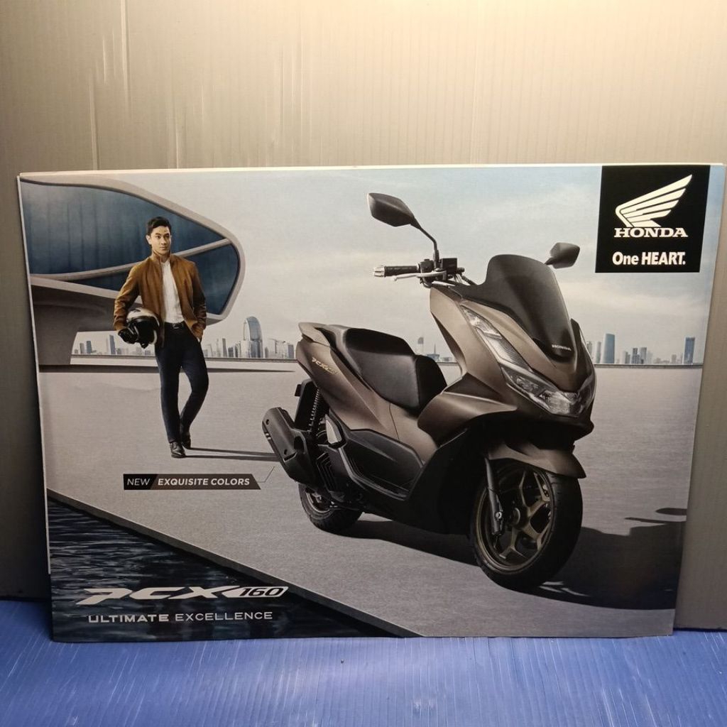 poster brosur leaflet katalog Honda PCX 160