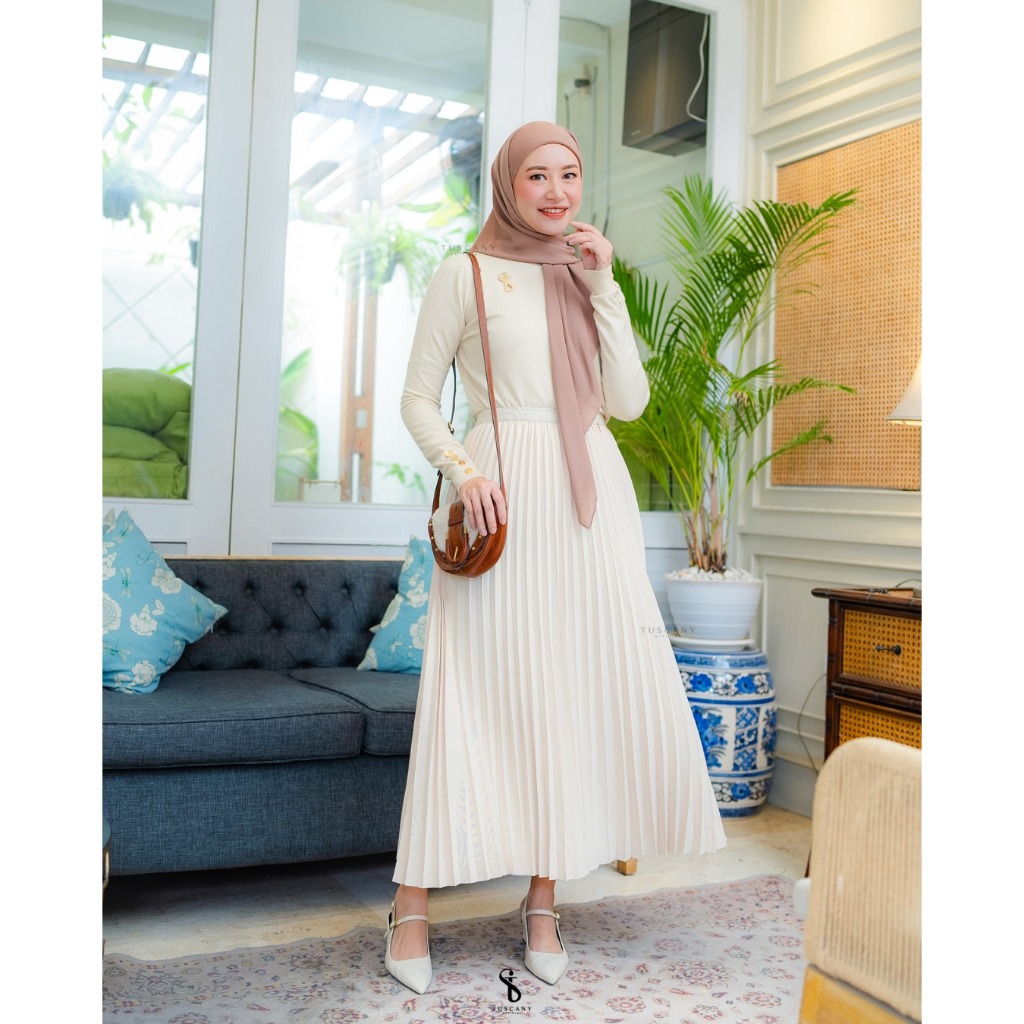 Tuscany Official Tuscany Signature Pleated Skirt Rok Plisket Pleats Full Karet Rok Wanita Tbk