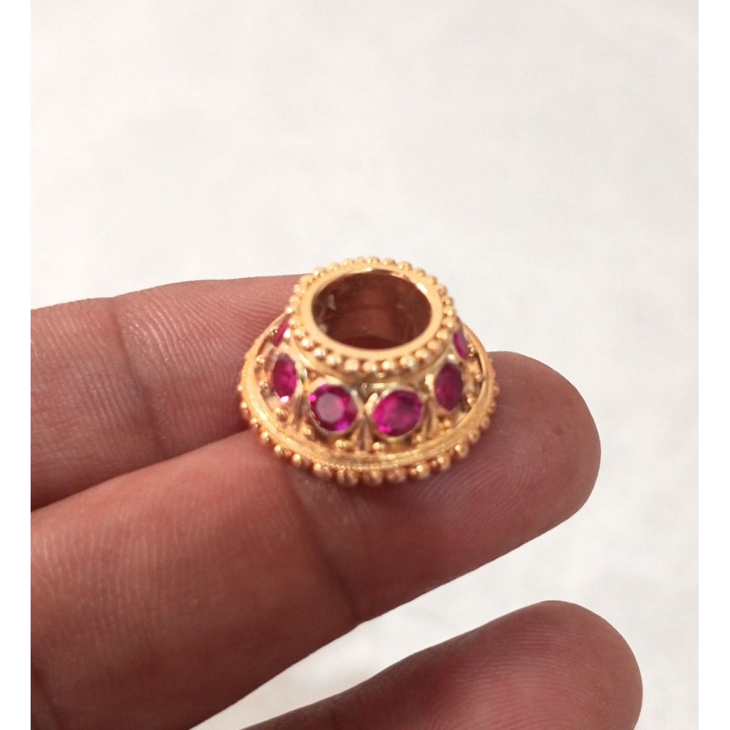 mendak keris model solo alusan batu merah ruby