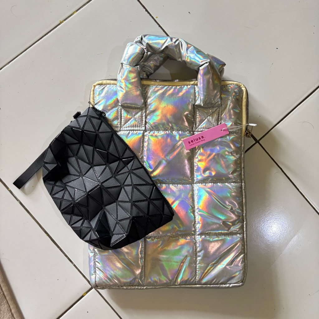 (TAKE ALL) SELUSA laptop bag & OH SOME pouch makeup