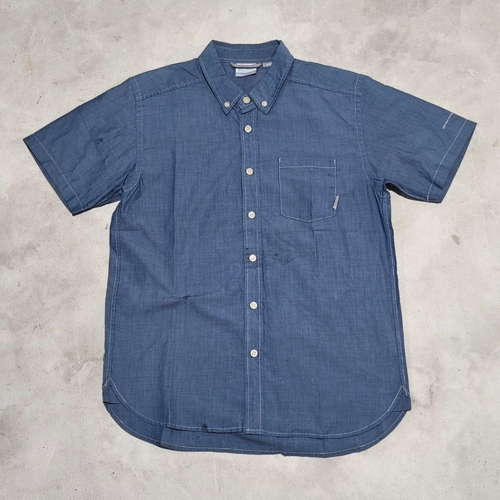 kemeja tangan pendek pria outdoor hiking gunung Columbia biru