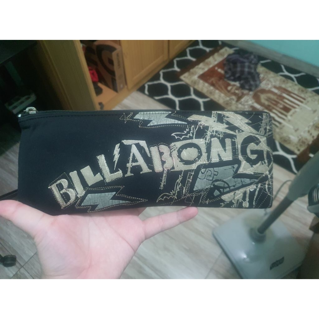 Tempat Pensil / Pencil Case Billabong Vintage Original