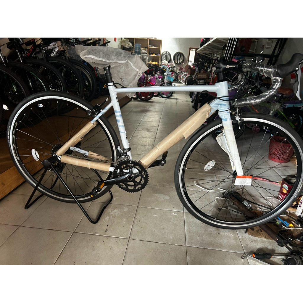 SEPEDA BALAP POLYGON STRATTOS S2