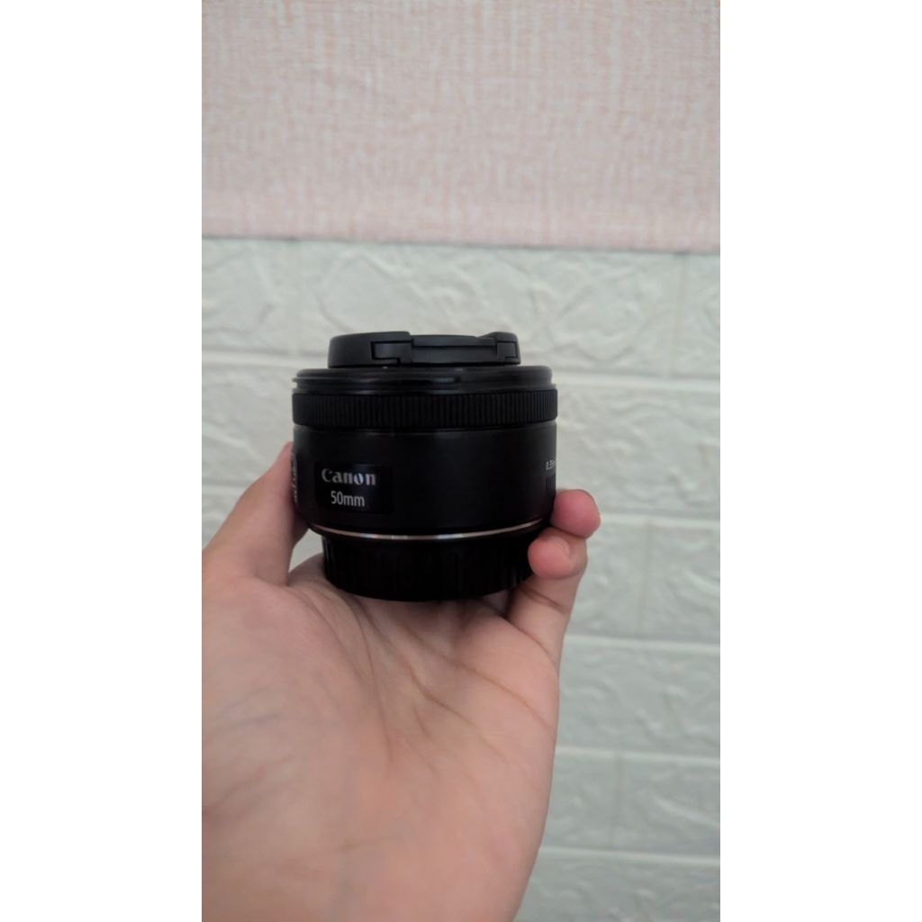 Canon 50mm STM
