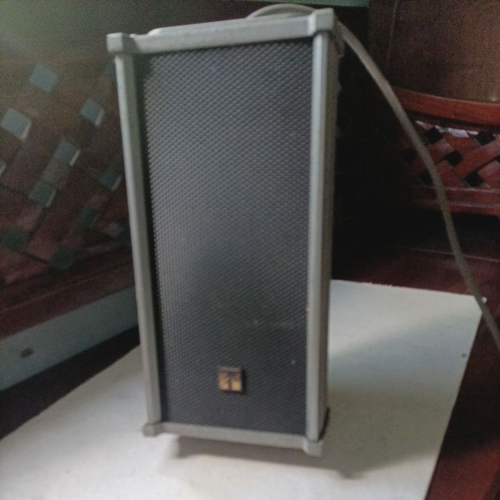 Speaker Masjid merk TOA ZS-102C