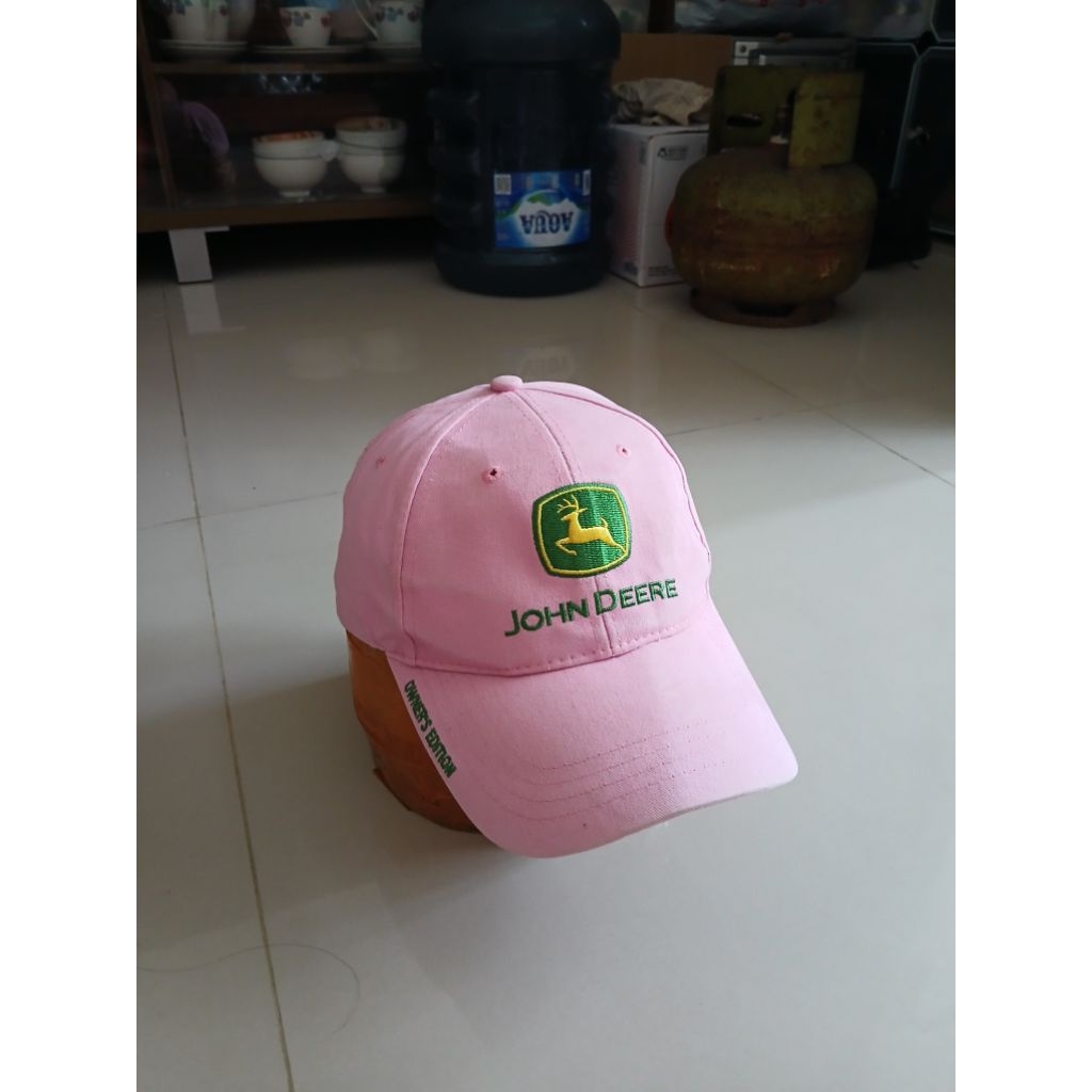 topi jhon deere soft pink katun pernah dipakai